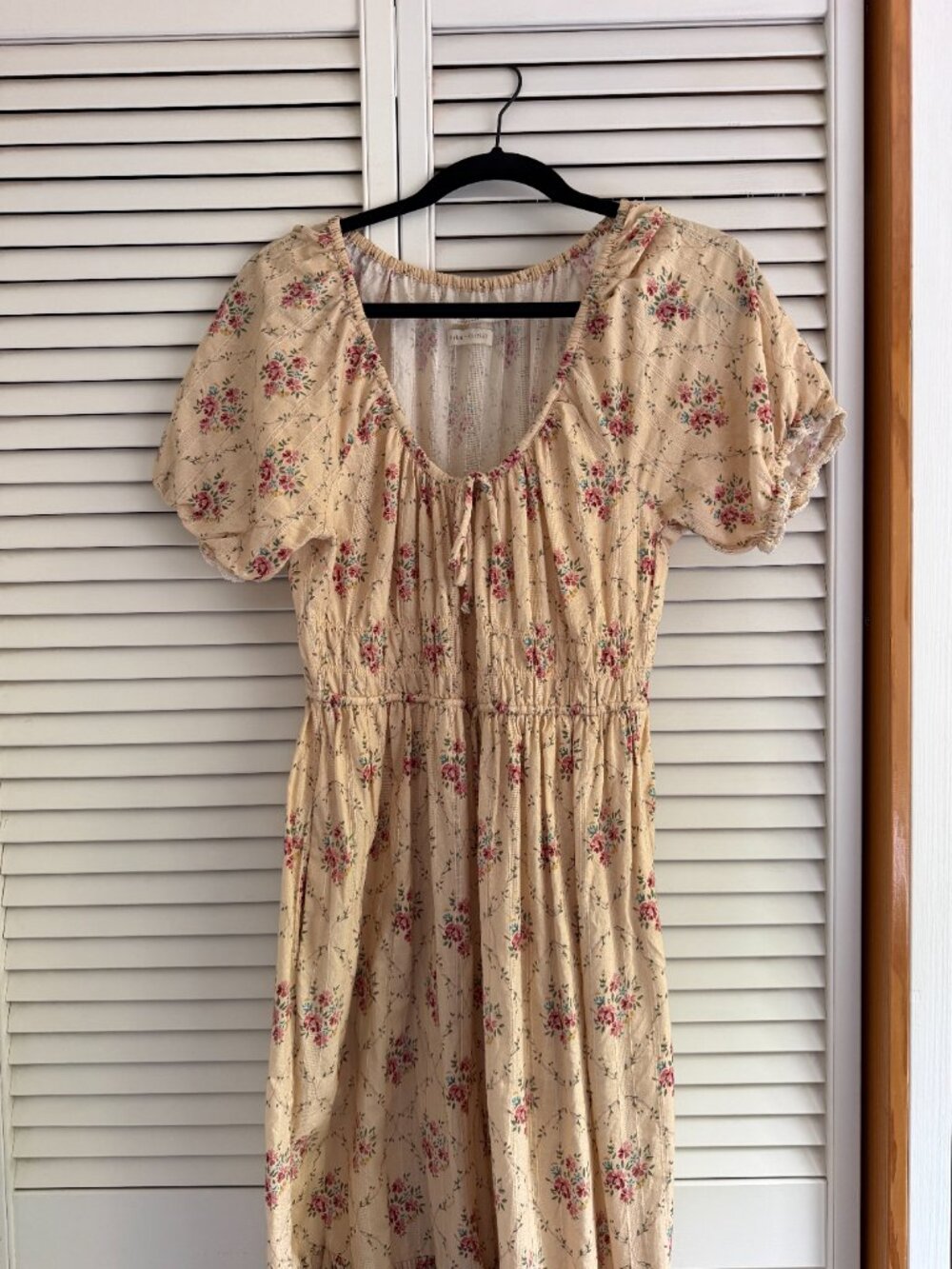 The Brynne Dress Petites | Vine Bouquet - Picture 4 of 10
